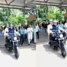 CM Devendra Fadnavis : मुख्यमंत्री देवेंद्र फडणवीस बुलेटवरून विधानभवनात दाखल
