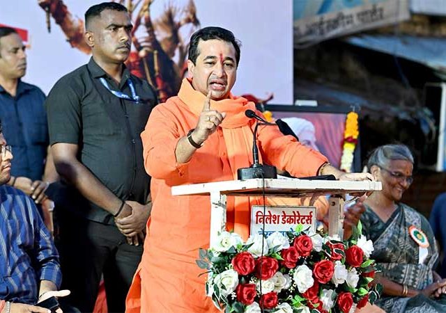 Nitesh Rane : दहशतवाद्यांचे अड्डे बनलेले मदरसे माझ्या रडारवर, मंत्री नितेश राणेंचा निर्वाणीचा इशारा