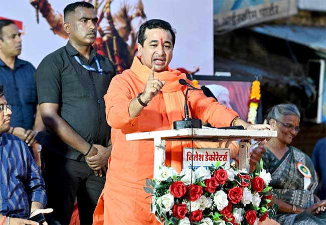 Nitesh Rane : दहशतवाद्यांचे अड्डे बनलेले मदरसे माझ्या रडारवर, मंत्री नितेश राणेंचा निर्वाणीचा इशारा