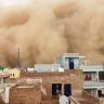 Rajasthan Sandstorm : राजस्थानात वाळूच्या वादळाचा कहर! भरदिवसा अंधार, ताशी ७० किमी वेगाने धुळीचा तांडव; वाहतूक ठप्प