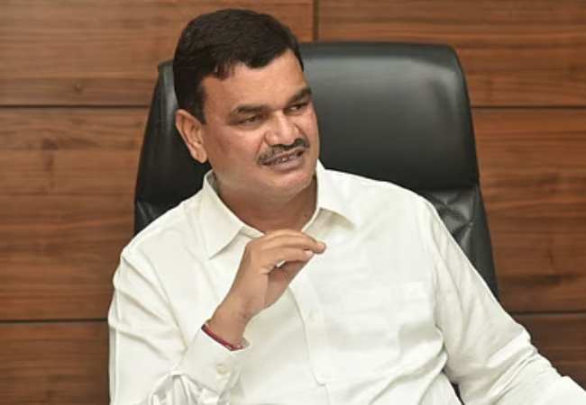 “महाबीजची नवी उत्पादने शेतकऱ्यांच्या समृद्धीचा नवा मार्ग ठरतील” : कृषी मंत्री दत्तात्रय भरणे