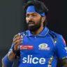 Hardik Pandya : मुंबई इंडियन्सला मोठा धक्का ! हार्दिक पांड्यावर बीसीसीआयची कारवाई