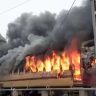 Sasaram-Patna Passenger Train Catches Fire : सासाराम-पाटणा पॅसेंजरच्या डब्याला पहाटे भीषण आग, प्लॅटफॉर्मवर उडाली एकच धावपळ!