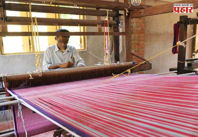 खादी ग्रामोद्योगाची सुवर्ण कामगिरी