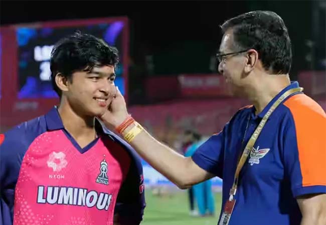 Six on Their Very First Ball in Their IPL Debut