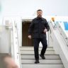Ukrainian President Zelensky : युक्रेनचे राष्ट्राध्यक्ष झेलेन्स्की स्वीडनमध्ये दाखल; संरक्षण सहकार्य, ड्रोन तंत्रज्ञानावर चर्चा