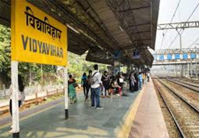 Central Railway : विद्याविहार स्थानकावरील मधल्या पादचारी पुलासाठी विशेष ब्लॉक