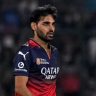 Bhuvneshwar kumar : आजच्या सामन्यात एका मोठ्या रेकॉर्डसाठी भुवनेश्वर कुमार सज्ज