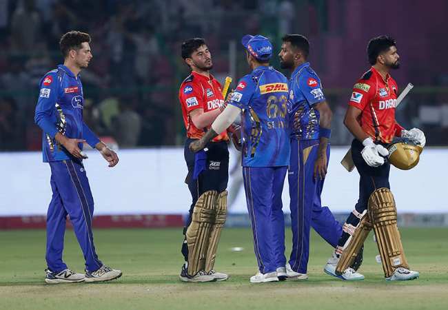 PBKS vs MI : आज मुंबई-पंजाब आमने सामने; पंजाबसाठी करो या मरो ची लढत, सलग चार पराभवांचा दबाव