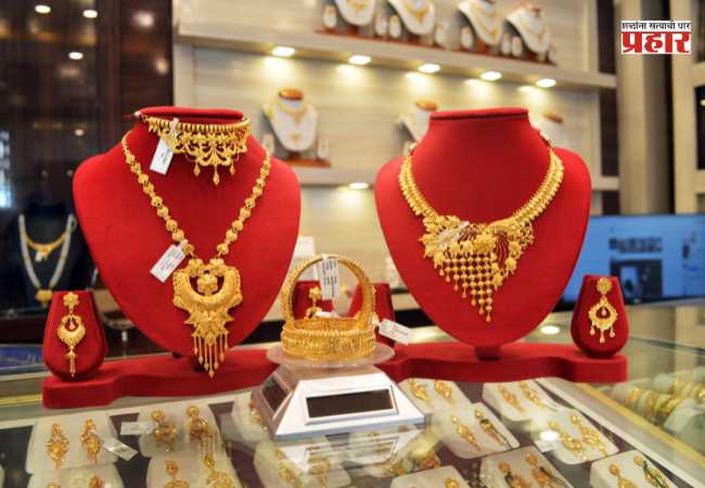 Gold Rate Today : सोन्याच्या दरात पुन्हा मोठी उसळी; एकाच दिवसात प्रति तोळा १३१० रुपयांची वाढ