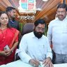 Shiv Sena : शिवसेना पक्ष कार्यालयातून नागरिकांचे प्रश्न सोडविण्याचे काम होईल