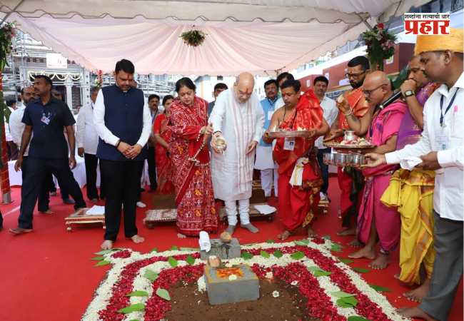 Kolhapur Shri Mahalakshmi Temple : केंद्रीय गृहमंत्री अमित शहांनी घेतले अंबाबाईचे दर्शन; मुख्यमंत्री आणि अमित शहांच्या उपस्थितीत १,४४५ कोटींच्या विकासकामांना सुरुवात