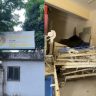 BMC : गोकुळधाममध्ये पीपीपी तत्वावर दिलेल्या प्रसुतीगृहाच्या जागेत चालते शाळा