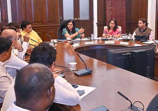 SIR in Mumbai : 'मतदार याद्यांच्या विशेष सखोल पुनरीक्षणाच्या  प्रक्रियेत राजकीय पक्षांचे  सहकार्य आवश्यक'