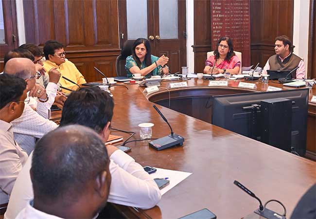 SIR in Mumbai : ‘मतदार याद्यांच्या विशेष सखोल पुनरीक्षणाच्या  प्रक्रियेत राजकीय पक्षांचे  सहकार्य आवश्यक’