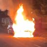 CNG Car Fire : धूर निघाला अन् क्षणात भडका! पनवेलमध्ये उभ्या CNG वाहनाला भीषण आग; वाहन पूर्णतः जळून खाक
