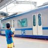 Central Railway AC Local : मध्य रेल्वेवरील प्रवाशांसाठी मोठी बातमी! एसी लोकलच्या फेऱ्या वाढणार; थंडगार प्रवासाची संधी वाढणार