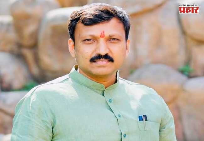 Political Twist in Dharashiv : विधान परिषद निवडणुकीत मोठी घडामोड! उबाठाचे ५ नगरसेवक भाजपसोबत, ओमराजेंना धक्का