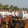 CM Devendra Fadnavis : भूमिहीन शेतकऱ्याच्या पत्नीच्या खांद्यावरून उतरले जोखड
