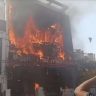 Massive Fire : लखनौमध्ये कोचिंग सेंटरला भीषण आग; विद्यार्थ्यांचा जीव वाचवण्यासाठी इमारतीतून थरारक उड्या