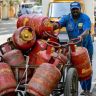 LPG Cylinder Price Hike : LPG सिलिंडर पुन्हा महागला! घरगुती गॅसच्या दरात २९ रुपयांची वाढ, जाणून घ्या नवे भाव