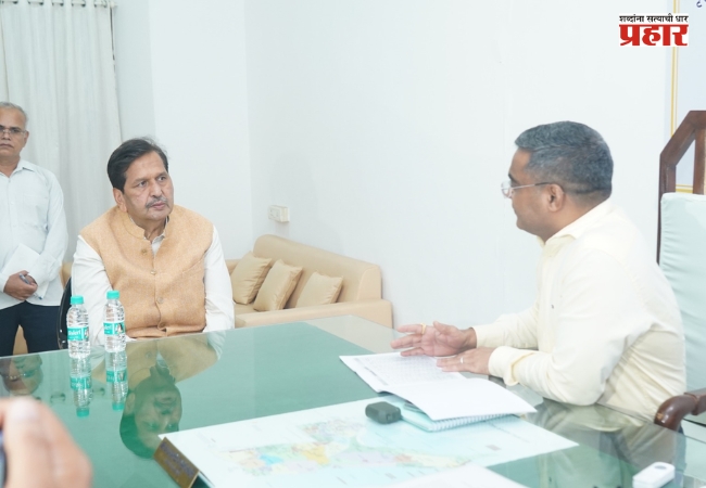 Mangal Prabhat Lodha : SIR प्रक्रियेदरम्यान मशिदींमध्ये बैठका ; मंत्री मंगल प्रभात लोढा यांनी निवडणूक अधिकाऱ्यांकडे केली तक्रार