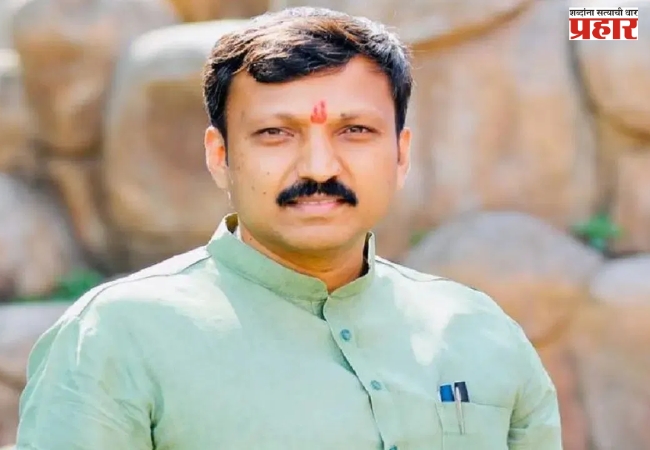 Omraje Nimbalkar : भावनिकदृष्ट्या चुकीचा निर्णय, पण राजकीयदृष्ट्या बरोबर – ओमराजे निंबाळकर