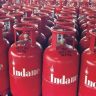 LPG Price : देशांतर्गत एलपीजी महागला पण जगाच्या तुलनेत भारतात स्वस्तच