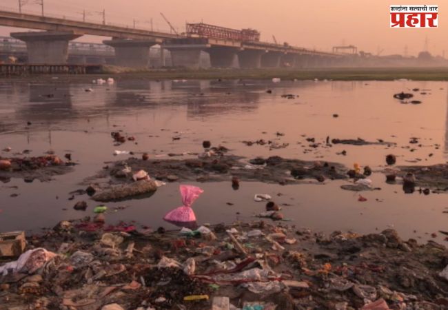 The Mithi River : मिठी नदीतील भराव संरक्षक भिंतीच्या बांधकामासाठीच