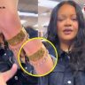 The Global Superstar Rihanna : अंबानींची खास भेट! रिहानाने कॅमेऱ्यासमोर फ्लॉन्ट केले २.२ कोटींचे हिऱ्याचे ब्रेसलेट