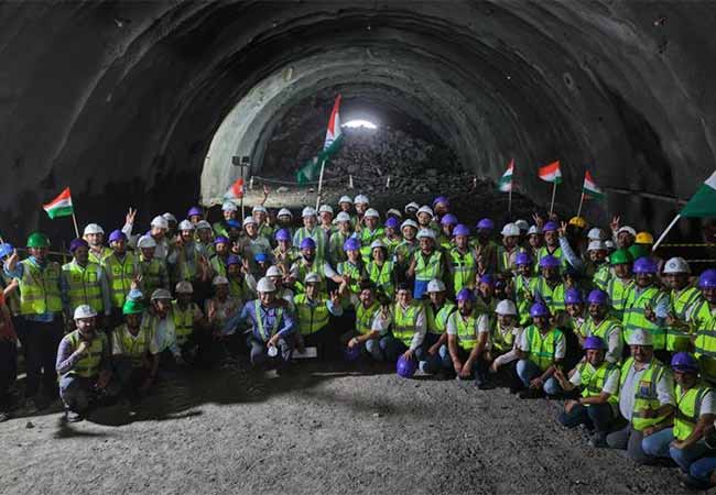 Bullet Train : बुलेट ट्रेनचे राज्यातील काम जोरात, तंत्रज्ञांनी पालघर जिल्ह्यात केली कमाल