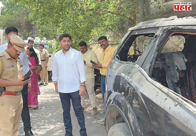 Crime News : आधी कार आता दुचाकी जळून खाक, अहिल्यानगरात काय घडतंय ? CCTV तील ‘ते’ दृश्य पाहून संशय बळावला