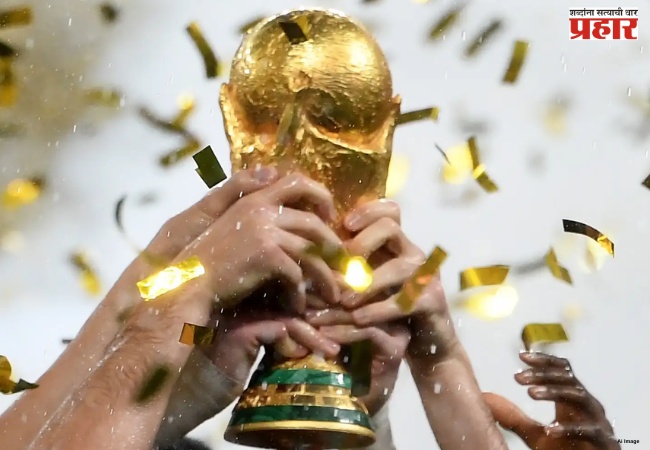 Fifa World Cup Trophy : फिफा ट्रॉफी पूर्णपणे सोन्याची असते का ? जाणून घ्या ‘या’ रंजक गोष्टी