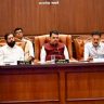 Devendra Fadnavis : सर्वाधिक मूल्य असलेल्या पिकांच्या नुकसानीच्या  आकडेवारीसाठी ड्रोनचा वापर करा