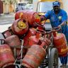 LPG Gas Cylinder Price : LPG ग्राहकांना पुन्हा झटका! गॅस सिलेंडरच्या दरात वाढ; आजपासून नवे दर लागू