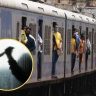 Mumbai Local Train Murder : मुंबई लोकलमध्ये रक्तरंजित थरार! क्षुल्लक कारणावरून २२ वर्षीय तरुणाची चाकूने हत्या