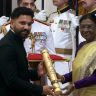 Rohit Sharma : रोहित शर्माला पद्मश्री तर टेनिसपटू विजय अमृतराज यांना पद्मभूषण