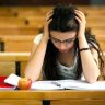 NEET UG RE-EXAM : नीट पुनर्परीक्षेपूर्वी १९ वर्षीय तरुणीने उचलले टोकाचे पाऊल, चूक कोणाची ?