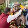 Devendra Fadnavis : नवी मुंबई विमानतळावर शिवरायांचा कांस्य पुतळा