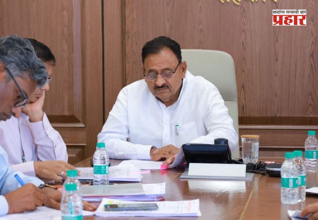 Babasaheb Patil : गटसचिवांच्या न्याय्य मागण्यांवर कायदेशीर व प्रशासकीय बाबी तपासून सकारात्मक निर्णय घेऊ