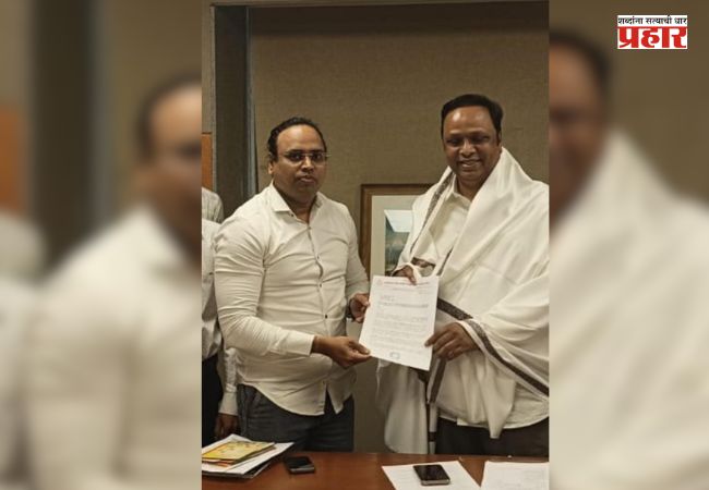 Ashish Shelar : दशावतार कलेला राजाश्रय दिल्याबद्दल कलाकारांनी घेतली सांस्कृतिक मंत्र्यांची भेट