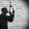 Buldhana Suicide : बुलढाण्यात धक्कादायक घटना! पत्नीच्या कथित अफेअरमुळे पतीने संपवलं जीवन? खिशात मिळाल्या ४ चिठ्ठ्या