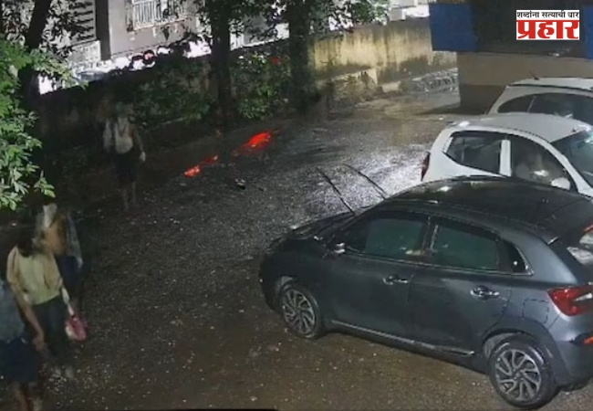 Dombivli News : मुसळधार पावसात डोंबिवलीत नागरिक हैराण; पाणी साचल्याने जनजीवन विस्कळीत, चोरट्यांच्या टोळीची दहशत