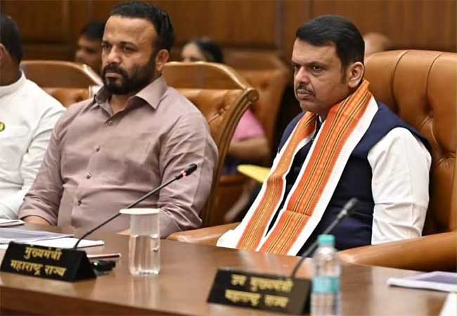 Jaykumar Gore : सोलापूर-मुंबई विमानसेवा २ ऑगस्टपासून पुन्हा सुरू होणार, पालकमंत्री जयकुमार गोरे यांच्या पाठपुराव्याला यश