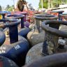 LPG Cylinder Price : एलपीजी सिलेंडरच्या किमतीत बदल; १ जुलैपासून लागू झाले 'हे' नवे नियम
