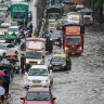 Excessive Rainfall in Mumbai : IMD चा मुंबईला अतिवृष्टीचा इशारा, नागरिकांना सतर्क राहण्याचे आणि अत्यावश्यक असेल तरच घराबाहेर पडण्याचे BMC चे आवाहन