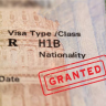 H-1B Visa Fee : एच-१बी व्हिसावरील १ लाख डॉलर शुल्कासंदर्भात अमेरिकेच्या न्यायालयाचा डोनाल्ड ट्रम्प यांना मोठा धक्का; भारतीय कामगारांना मोठा दिलासा