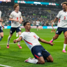 FIFA WORLDCUP 2026 : १० खेळाडूंसह खेळणाऱ्या इंग्लंडची मेक्सिकोवर मात; उपांत्यपूर्व फेरीत एर्लिंग हालंडच्या नॉर्वेशी होणार गाठ