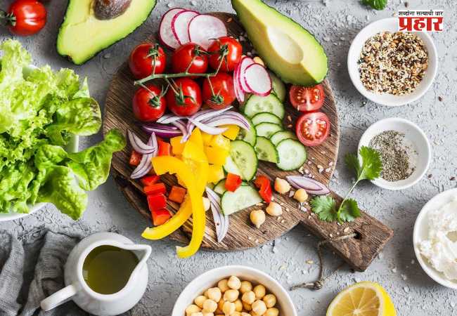 Healthy Diet : दररोज सकाळी रिकाम्या पोटी खा ‘हे’ ६ सुपरफूड्स; दिवसाची सुरुवात होईल हेल्दी!