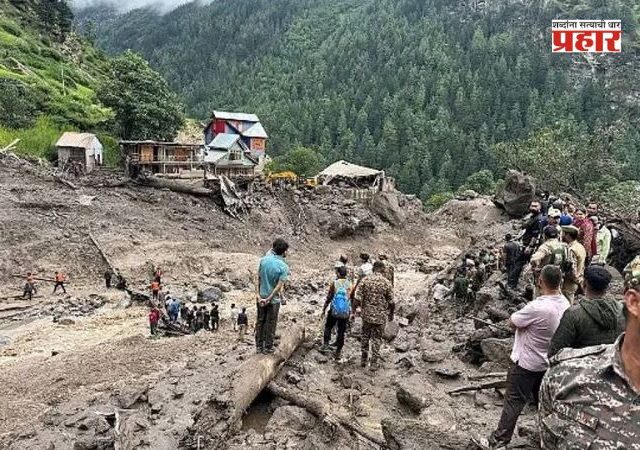 Jammu and Kashmir : जम्मू-काश्मीरमध्ये ढगफुटी, १२ जणांचा मृत्यू; ६ बेपत्ता, वैष्णोदेवी व अमरनाथ यात्रा स्थगित